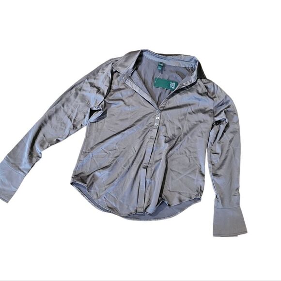 Women's Bell Sleeve Collares Button Dlwn Shirt Large - Picture 1 of 4
